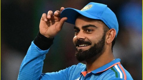 AUS vs IND 1st ODI: पर्थ वनडे में Virat Kohli फील्डिंग से भी रचेंगे इतिहास, Steve Smith का महारिकॉर् AUS vs IND 1st ODI: पर्थ वनडे में Virat Kohli फील्डिंग से भी रचेंगे इतिहास, Steve Smith का महारिकॉर्