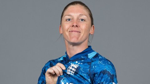 Women's WC: Knight set for 150th ODI as England opt to bowl against South Africa