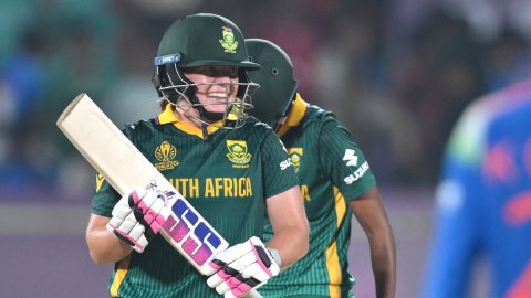 Women's World Cup: Nadine de Klerk's blazing 84 helps South Africa beat India