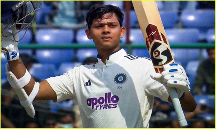 IND vs WI 2nd Test: यशस्वी जायसवाल ने ठोकी सेंचुरी, दूसरे सेशन के अंत तक Team India का स्कोर पहुंचा 220/1