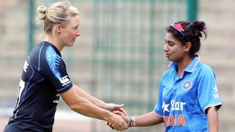 (110715) Bengaluru: 1st T20I - India vs New Zealand You’ve set a standard for excellence and camaraderie: Mithali salutes Sophie Devine on ODI retiremen