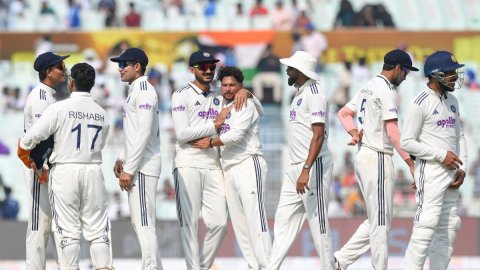 1st Test: Bowlers continue to make merry as India reduce SA to 154/8 at Tea