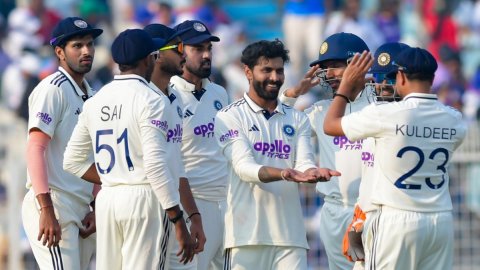 1st Test: Jadeja takes four as South Africa slump to 93/7, lead India by 63 runs (ld)