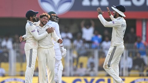 2nd Test: Pleased that the Indian bowlers applied consistent pressure after lunch, says Anil Kumble