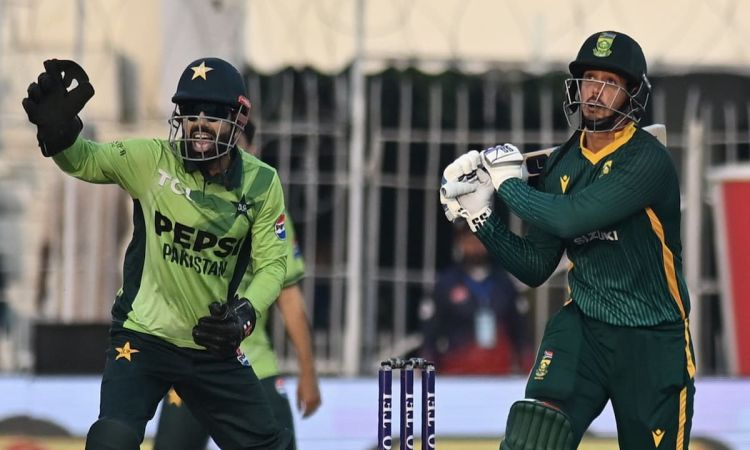 PAK vs SA 3rd ODI: अबरार अहमद ने दिखाया अपनी स्पिन का कमाल, 143 रन पर सिमटी साउथ अफ्रीका की पारी