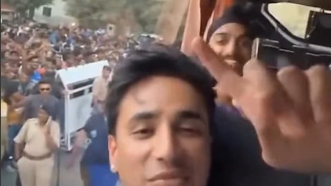 ‘सेम स्टैट्स के साथ’, साउथ अफ्रीका A के खिलाफ फ्लॉप होने के बाद अर्शदीप सिंह ने लिए अभिषेक शर्मा के 