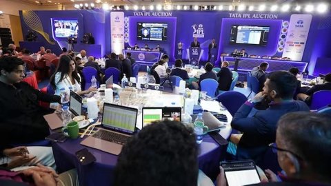 IPL 2026 Auction की तारीख और वैन्यू की हुई पुष्टि, अबू धाबी में इस दिन लगेगी खिलाड़ियों की बोली