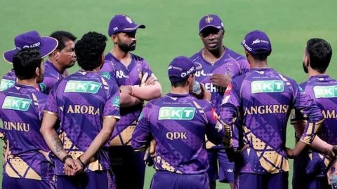 KKR अगले सीजन के लिए रहाणे को जारी रख सकता है बतौर कप्तान, इस स्टार ऑलराउंडर की हो सकती है टीम से छु
