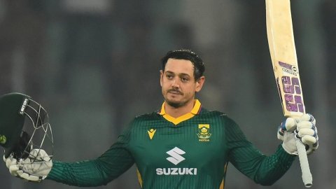 குயின்டன் டி காக் அபார சதம்; பாகிஸ்தான் வீழ்த்தி தென் ஆப்பிரிக்க அசத்தல் வெற்றி!