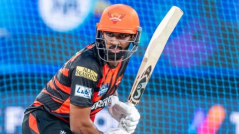 30 लाख में SRH ने पकड़ा जबरदस्त टैलेंट, रणजी में तीन मैचों में दो दोहरे शतक लगाकर कर दी अपनी काबिलिय