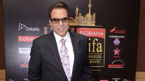 ‘A legendary hero… immensely popular in Pakistan’: Rashid Latif mourns passing of Dharmendra