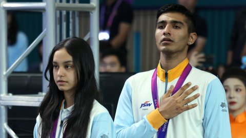 Abhay and Anahat named in India's team for Squash World Cup in Chennai