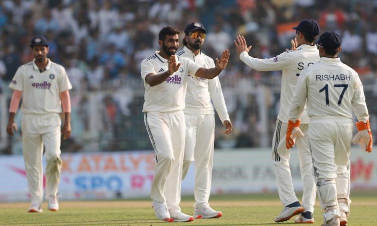 South Africa all out for 159 runs in first innings of first test vs India