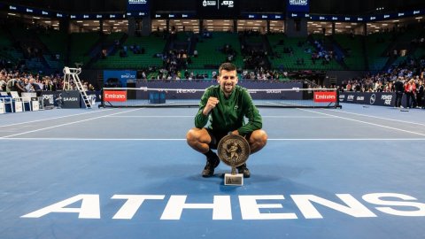 Djokovic wins 101st title in Athens but withdraws from ATP Finals due to injury