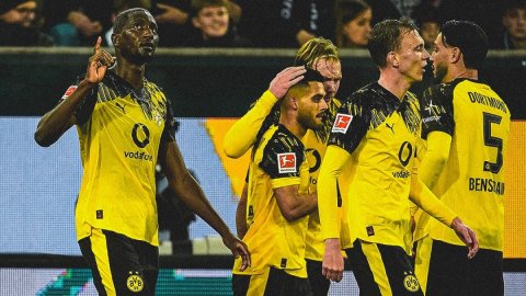 Dortmund extends winning run as Guirassy strike downs Augsburg