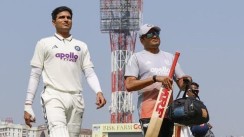 IND vs SA: Shubman Gill को लेकर आई बुरी खबर, साउथ अफ्रीका के खिलाफ टेस्ट मैच से हुए बाहर