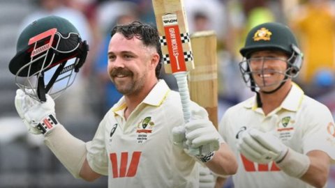 Travis Head ने 69 गेंदों में शतक ठोककर बनाया अनोखा World Record,143 साल में पहली बार हुआ ऐसा