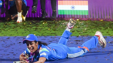 ‘Hope you are ready with your mic’: Jemimah invites Gavaskar for sing-along after latter’s promise