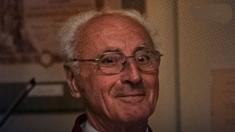 Hungary's Benedek becomes new longest-living Olympic gold medallist