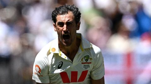 एशेज : टेस्ट करियर में 'बेस्ट' प्रदर्शन, पर्थ में इतिहास रच गए मिचेल स्टार्क