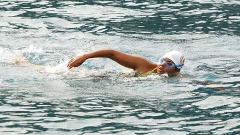 भक्ति शर्मा : महासागरों को पार करने वाली भारत की बेटी, जिनके नाम विश्व रिकॉर्ड