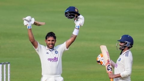 शुभमन गिल की जगह बल्लेबाजी कर सकते हैं ध्रुव जुरेल: सीतांशु कोटक