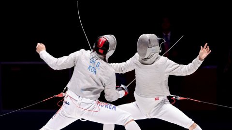 S. Korea's Oh wins fencing gold