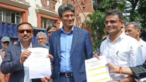 Bengaluru: Venkatesh Prasad Files Nomination for KSCA President