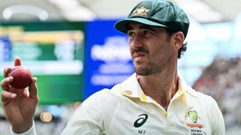 पर्थ टेस्ट: स्टार्क और स्टोक्स का कमाल, एशेज में टूटा पिछले 100 साल का रिकॉर्ड