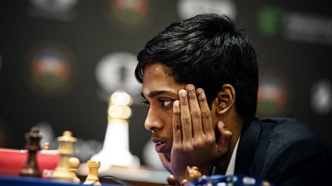 फिडे विश्व कप 2025 से बाहर हुए प्रज्ञानंद, अर्जुन एरिगैसी और हरिकृष्ण प्री-क्वार्टर फाइनल में 