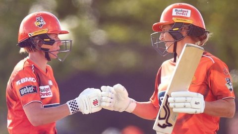 महिला बिग बैश लीग: पर्थ स्कॉर्चर्स ने मेलबर्न रेनेगेड्स को 4 विकेट से हराया