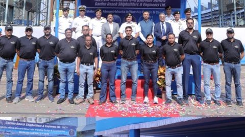 Indian Navy’s ‘Naman’ car rally concludes in Kolkata