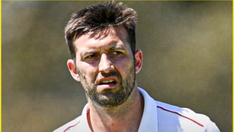 AUS vs ENG 2nd Test: इंग्लैंड को लग सकता है तगड़ा झटका, गाबा टेस्ट से बाहर हो सकते हैं Mark Wood