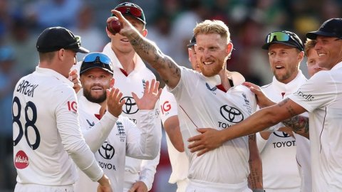 'My role is to look for wickets': Starc unfazed after seven-wicket burst in Ashes opener