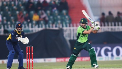 Pakistan fined for slow over-rate against Sri Lanka in 1st ODI