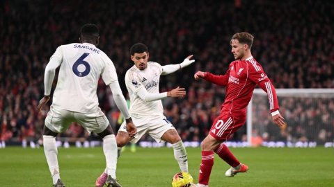 Premier League: Champs Liverpool go down to Nottingham; Neto, Enzo help Chelsea beat Burnley