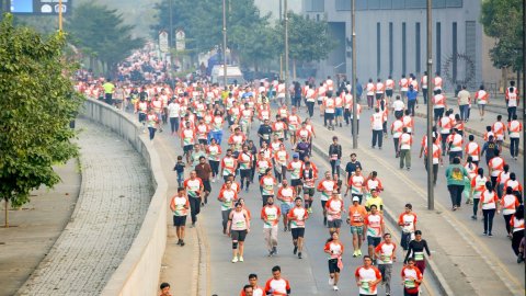 Record 24,000-plus runners participate in 9th Adani Ahmedabad Marathon