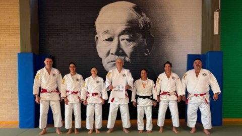 Russian judokas allowed to compete under national flag again