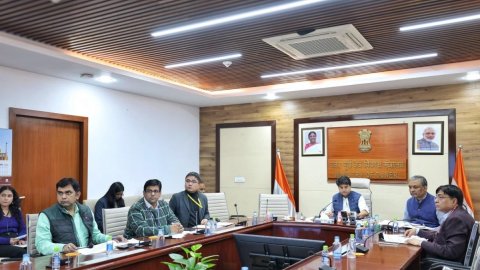 Scindia calls for comprehensive roadmap under ‘one sport, one state’ approach