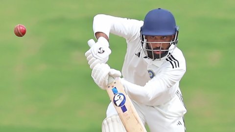 Shashi Tharoor hails ‘under-publicised talent’ Ravichandran Smaran after another double ton