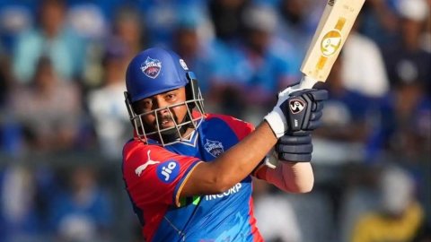  Prithvi Shaw ने तूफानी पारी में 23 गेंदों में ठोका पचासा,IPL ऑक्शन से पहले शानदार फॉर्म जारी