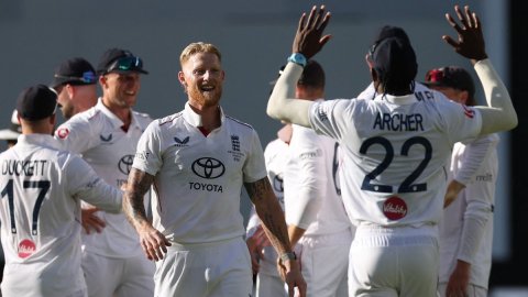 Ashes, Perth Test: पहले दिन गिरे 19 विकेट, स्टार्क के बाद स्टोक्स का कहर, एशेज में 116 साल बाद हुआ ऐ