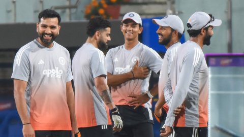 'Virat, Rohit bhai will do their talking with bats...', says Arshdeep ahead of 1st ODI vs SA