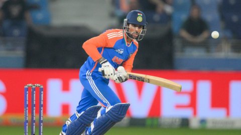 3rd ODI: Tilak comes in for Sundar as India elect to bowl against SA