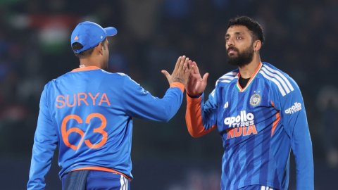 3rd T20I: Abhishek, Varun power India to seven-wicket win over SA, take 2-1 lead (Ld)