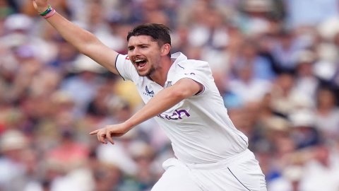 मेलबर्न में पंजा चटकाकर Josh Tongue ने रचा इतिहास, 27 साल में ऐसा करने वाले बने पहले इंग्लैंड गेंदबा