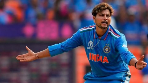 Kuldeep Yadav ने रचा इतिहास, SA के खिलाफ 4 विकेट चटकाकर इस मामले में Anil Kumble को भी छोड़ गए पीछे