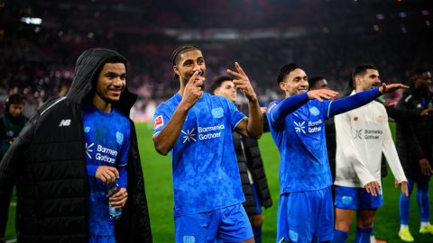 Bundesliga: Leverkusen rallies to beat Leipzig 3-1