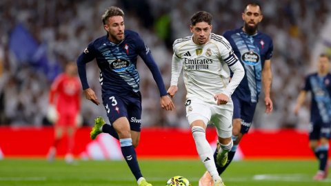 Celta stun Real Madrid to leave Barca clear at top of La Liga