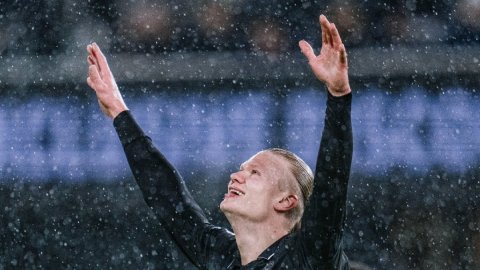 City beat Fulham in 9-goal epic as Haaland seals Premier League ton